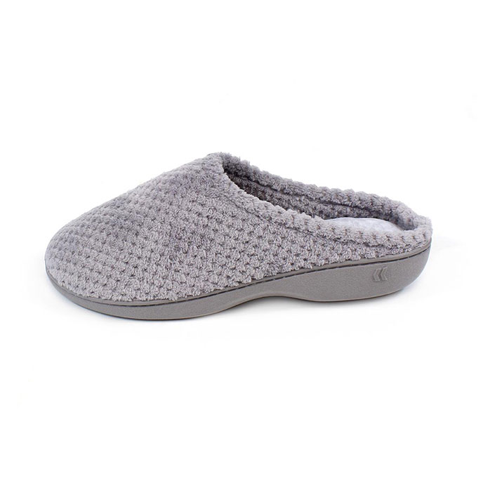 Isotoner Ladies Popcorn Terry Mule Slippers Pale Grey Extra Image 3
